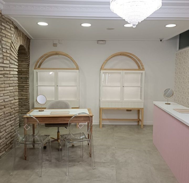 Reforma de Joyería Cuarzos por Carpintería Castellar en Huesca