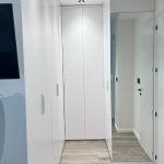 Armario Vestidor empotrado creado por Carpintería Castellar Huesca